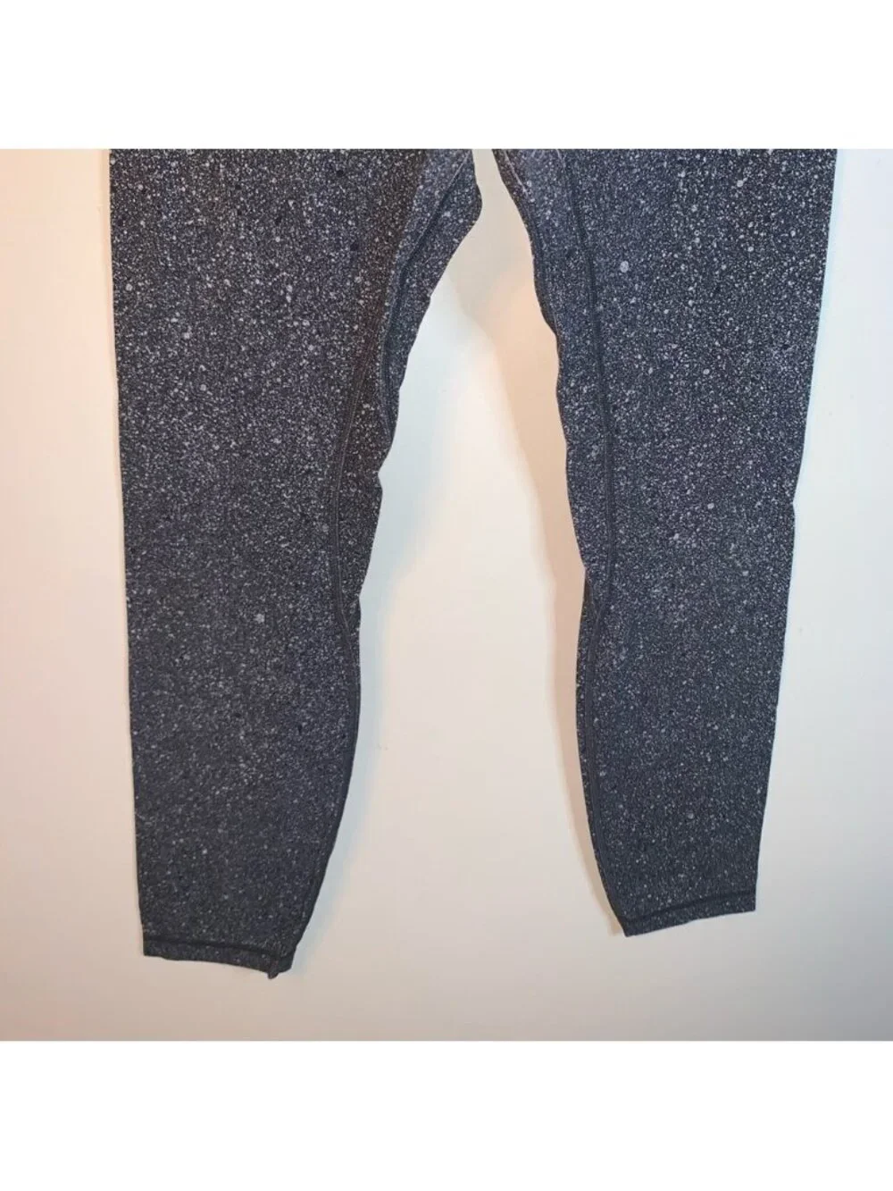 Lululemon grey speckle align leggings
